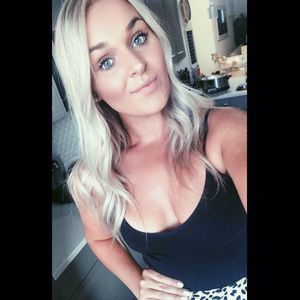 Meet your Posher, Casey